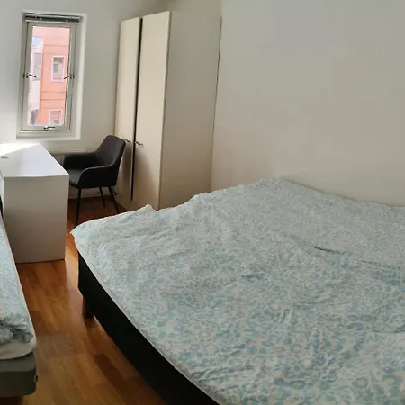 Guesthouse With 3 Rooms-3