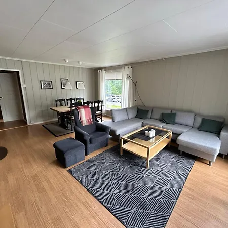 Trolltunga Lodge-2