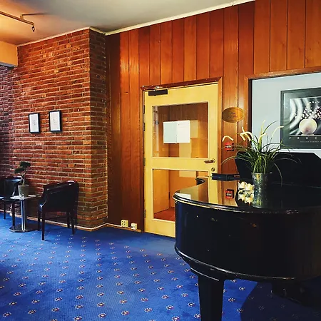 Mitt Hotell & Apartments-3