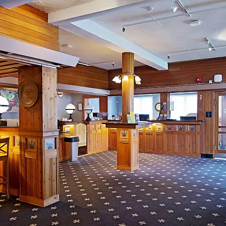 Thon Hotel Sandven-3
