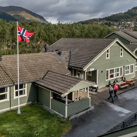 Forde Gjestehus Og Camping-2