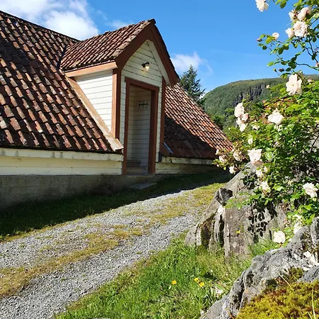 Rugsund Handelsstad-2