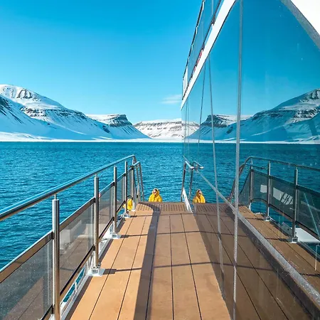 Radisson Blu Polar Hotel, Spitsbergen-3