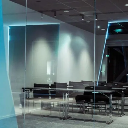 X Hotel-2