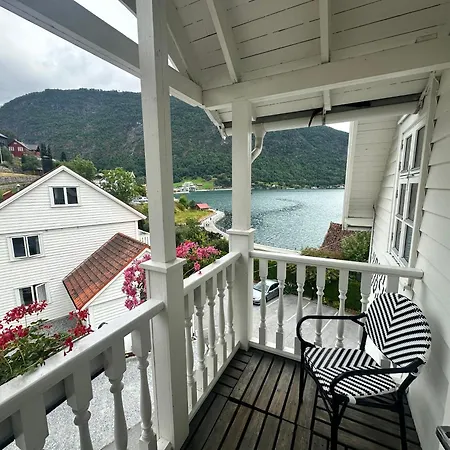 Hofslund Fjord Hotel-2