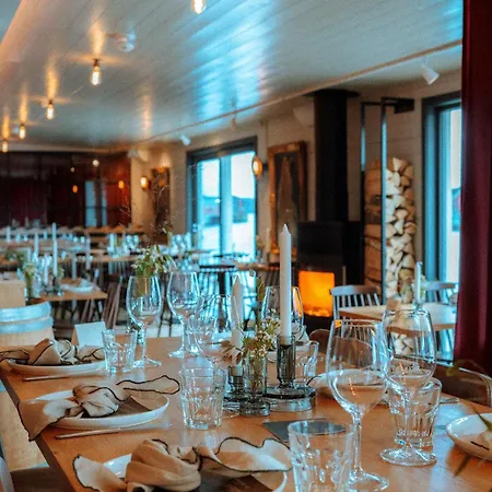 Solsiden Brygge Rorbuer-3