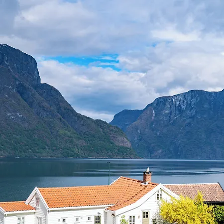 Hotel Aurlandsfjord-3