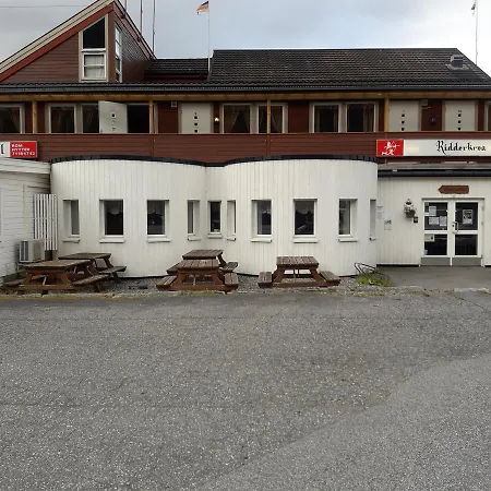 Ridderkroa Tresfjord-3