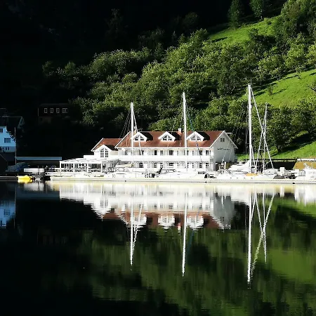 Flam Marina-3