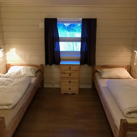 Lofoten Feriesenter-3