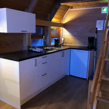 Lofoten Feriesenter-2