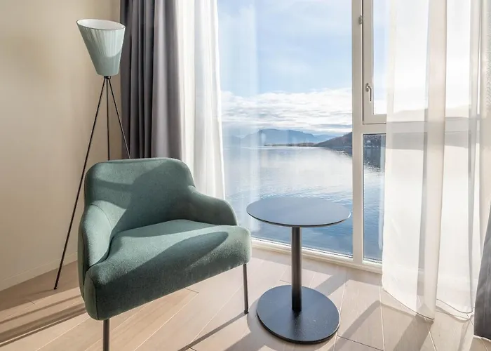 Home Hotel Arcticus Harstad