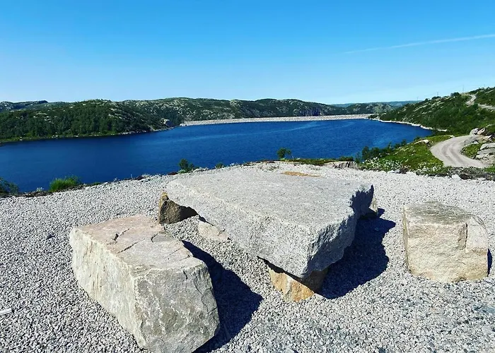 Hotell Eikerapen Gjestegård Åseral Fossdal