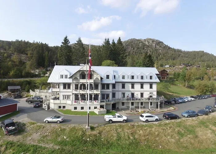 Hotell Eikerapen Gjestegard Aseral Fossdal