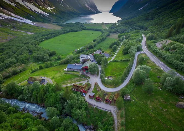 Hotel Lunde Turiststasjon Skei 