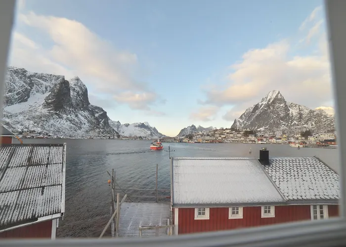 Reine Rorbuer - By Classic Norway Hotels