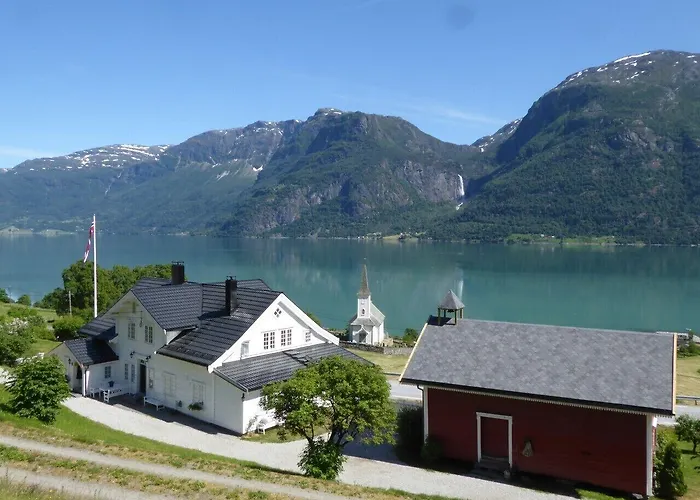 Nes Gard Hotel Hoyheimsvik