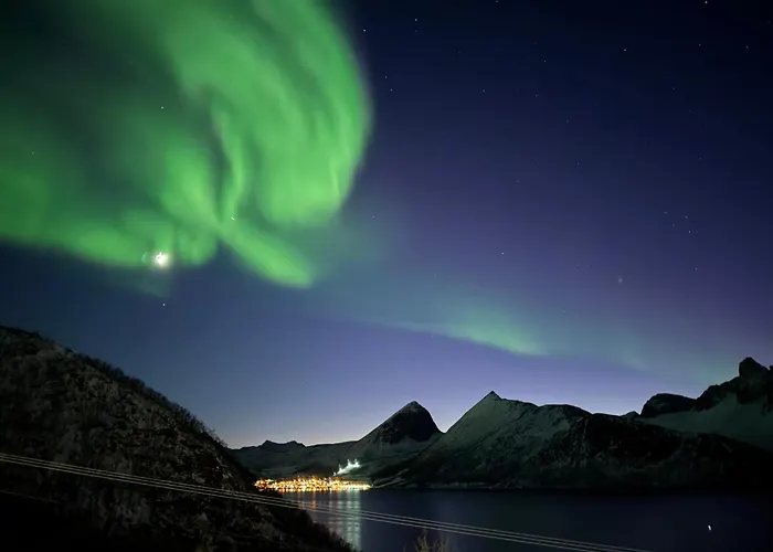 The View Of The Senja Mountains Hotell