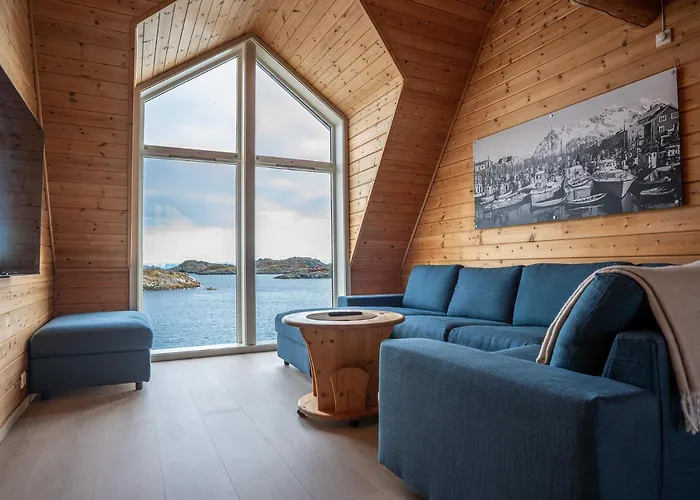 Henningsvaer Rorbuer Hotel