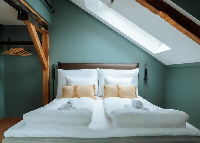 Brygga Restaurant And Rooms