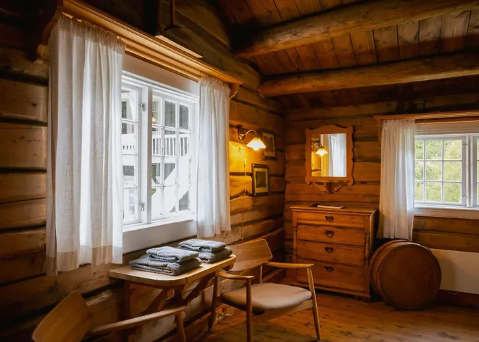 Røisheim Hotel&Skysstasjon Lom