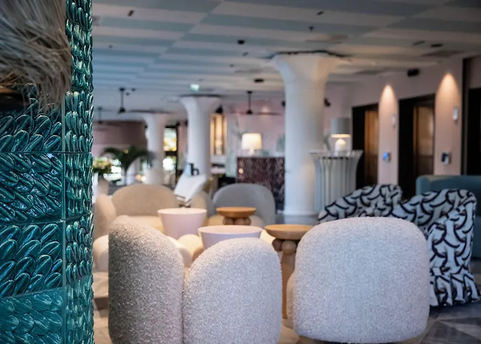 Hotel Riviera Moss