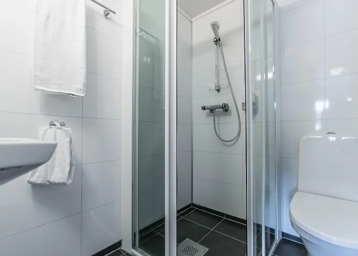 Almaas Hotell Stord As