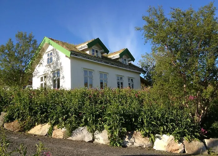 Kabelvag Feriehus & Camping