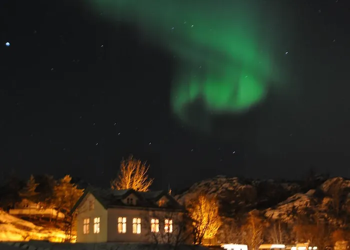 Kabelvag Feriehus & Camping